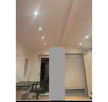 Nur Frauen - Möbliertes helles Studio mit Bad und Terrasse, Bonn