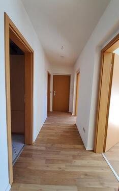 Foto - 3 Zimmer Wohnung mit Balkon, Bad und Küche mit Fenster in Finow