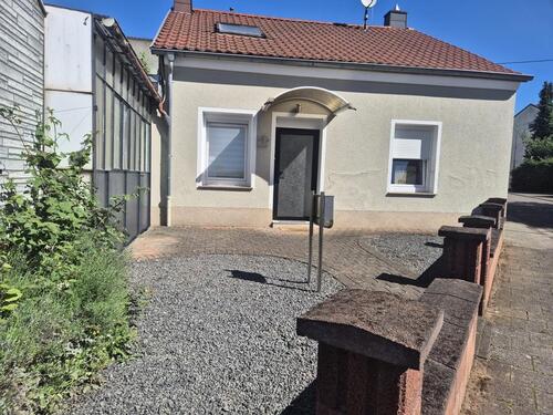 Foto - 5 Zimmer Einfamilienhaus in Saarlouis