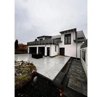 Wohnung mit Dachterasse - 1.250,00 EUR Kaltmiete, ca.  95,00 m² in Göttingen (PLZ: 37073) Oststadt