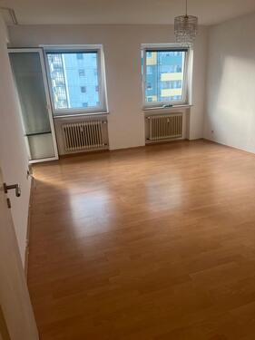 Foto - 2-Zimmer-Wohnung zu vermieten in Obertshausen mit Balkon