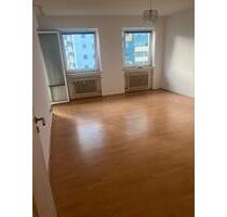 2-Zimmer-Wohnung zu vermieten in Obertshausen mit Balkon