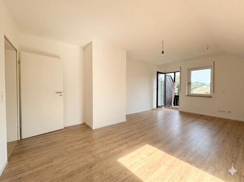 Foto - Sanierte Wohnung mit Balkon, Fußbodenheizung, Einbauküche