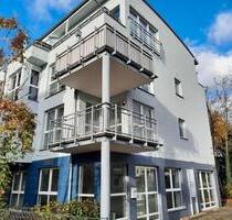 3 Zimmer Wohnung mit Balkon - 1.053,00&nbsp;EUR Kaltmiete, ca.&nbsp; 78,00&nbsp;m&sup2; in Berlin (PLZ: 12623) Treptow-Köpenick