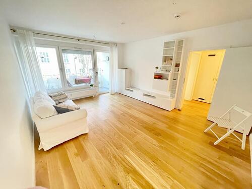 Foto - Neue helle vollmöblierte Luxus Wohnung mit Balkon in Toplage - Bright new luxury apartment