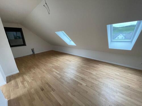 Foto - Wohnung in DG Neubau - 890,00 EUR Kaltmiete,