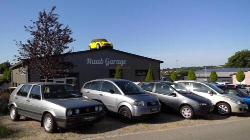 Foto - Kfz Werkstatt mit Pkw Stellplätzen in Neustadt