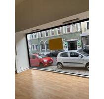 Laden zu vermieten Stadtmitte - 600,00 EUR Kaltmiete, in Hof (PLZ: 95030) Neuhof