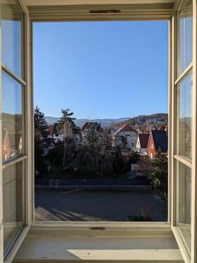 Foto - helle und sehr geräumige Maisonettewohnung mit PKW Stellplatz und Freisitz