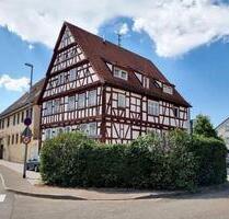 Moderne Wohnung in gemütlichem Fachwerkhaus - Friolzheim Moderne Wohnung in gemütlichem Fachwerkhaus - Friolzheim