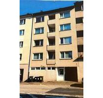 Viel Platz auf 142m² 5-Zimmer-Wohnung mit Terrasse & Balkon in Wuppertal WG-geeignet