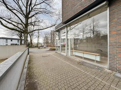 Foto - Ladenlokal - Praxis - 880,00 EUR Kaltmiete, ca.  8,00 m²