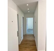 Moderne 3-Zimmer Wohnung mit Balkon sofort bezugsfertig - Wuppertal Unterbarmen
