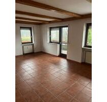 2-Zimmer Wohnung mit Balkon - 690,00&nbsp;EUR Kaltmiete, ca.&nbsp; 89,00&nbsp;m&sup2; in Winzer (PLZ: 94577)