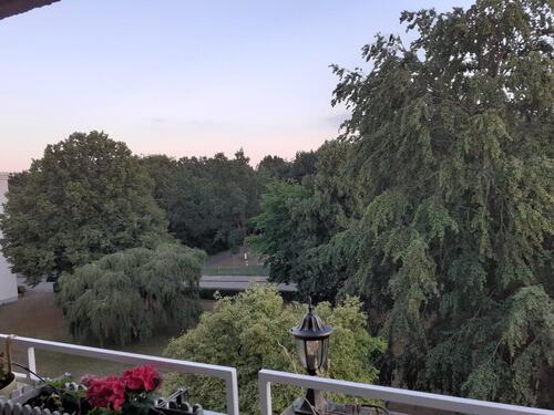 Foto - Helle, renovierte 3-Zi-Wohnung in ruhiger Lage, 2 Loggien