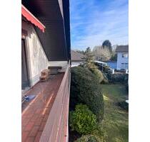 2 Zi DG Whg mit EBK, Balkon - 800,00&nbsp;EUR Kaltmiete, ca.&nbsp; 52,00&nbsp;m&sup2; in Frankfurt am Main (PLZ: 60437) Bonames