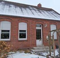 Altbau in Hage: 160 m², 6 Zimmer – Miete (ggf. Kaufoption)