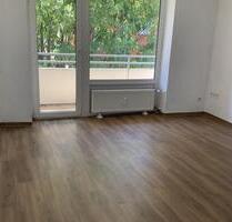 3-Zimmer-Wohnung mit Tageslichtbad und Balkon - Frankfurt am Main Fechenheim