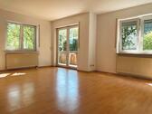 Foto - 2-Zimmer-Wohnung - Balkon und Stellplatz