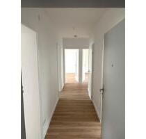 Geräumige 4-Zimmer-Wohnung mit Balkon in Amberg