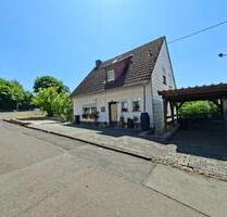 Charmantes Zweifamilienhaus: vielseitige Nutzungsmöglichkeiten - Heimbach