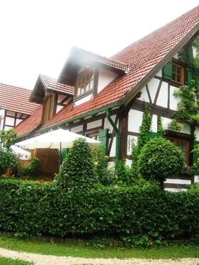 Foto - 3,5 Zimmer- Maisonettewohnung in Fachwerkensemble am Waldrand