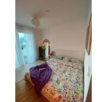 WG-Zimmer mit Balkon und eigenem Bad in Offenbach - Offenbach am Main