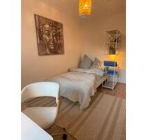 Vollmöbliertes WG-Zimmer in 4er-WG in Neuhausen - All inclusive! - München Neuhausen-Nymphenburg