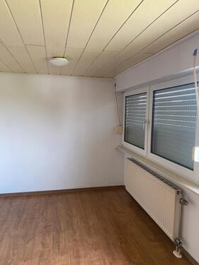 Foto - Großräumige 2Zimmer Dachgeschosswohnung in Jüchen-Schaan