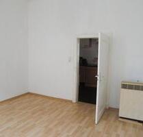 3-ZW in Würzburg (Grombühl), auch WG-geeignet frei.