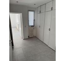 Sehr helle 2 Zimmer Wohnung in Rudow zu vermieten (Untermiete) - Berlin Mitte