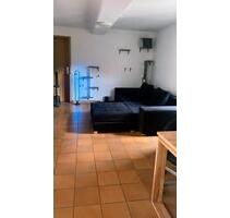 Wohnung in Lich in 2 er WG - 550,00&nbsp;EUR Kaltmiete, ca.&nbsp; 100,00&nbsp;m&sup2; in Lich (PLZ: 35423)