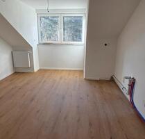 2‑Zimmer‑DG‑Wohnung – 1. Bezug – 50 m² - Erlangen Bruck