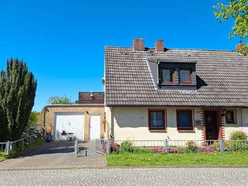 Foto - Doppelhaushälfte in Nordenham -renovierungsbedürftig-