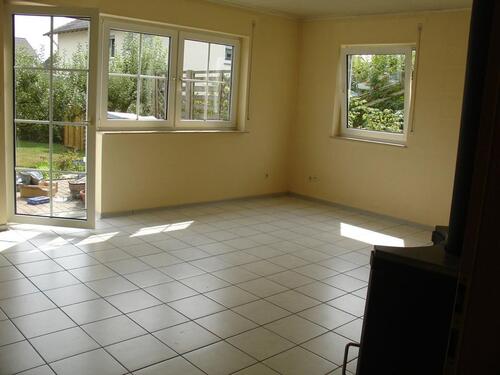 Foto - Nette 3-Zimmerwohnung mit Terrasse und Kaminofen in PH-Holzheim