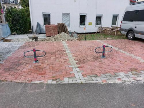 Foto - Parkplatz, abschließbar - 50,00 EUR Miete,