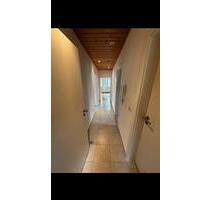 Großzügige 4-Zimmer-Altbauwohnung in Stuttgart - Esslingen am Neckar Brühl