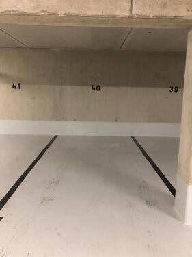 Foto - Tiefgaragenstellplatz in Augsburg gegenüber Technische Hochschule