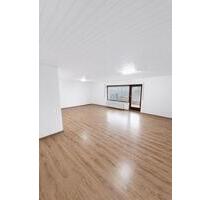 4 ZKB,140 m²-zentrale Lage, nahe Gießen (circa. 3 km. Innenstadt) - Heuchelheim a. d. Lahn