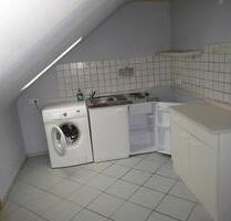 helle Dachwohnung - 450,00&nbsp;EUR Kaltmiete, ca.&nbsp; 58,00&nbsp;m&sup2; in Saarbrücken (PLZ: 66130) Brebach-Fechingen