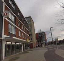 Zentrale Lage, starke Präsenz: Büro-Praxisfläche mit ca. 200 m² in SZ-Lebenstedt - Salzgitter