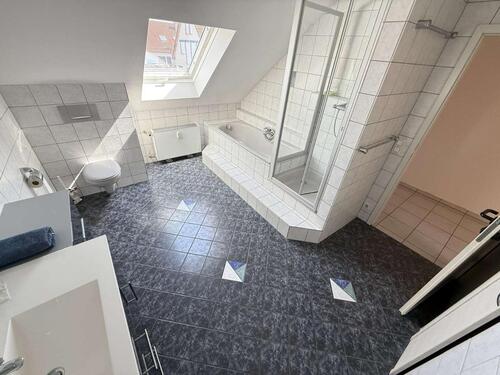 Foto - 2.5 Zimmer Dachgeschoßwohnung in Dettingen unter Teck