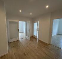 Hier wird wohnen zum Erlebnis 2 Zimmer - 82m² Zentral gelegen mit EBK - Chemnitz Bernsdorf