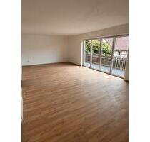 Helle 3 Zi-Whg. mit großem Balkon und Stellplatz - Baden-Baden Lichtental