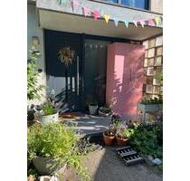 EIGENTUMSWOHNUNG MIT GARAGE - 340.000,00&nbsp;EUR Kaufpreis, ca.&nbsp; 130,00&nbsp;m&sup2; in Solingen (PLZ: 42719) Wald