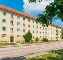 Bezugsfertige 2-Raumwohnung mit Aufzug im WK I - Hoyerswerda
