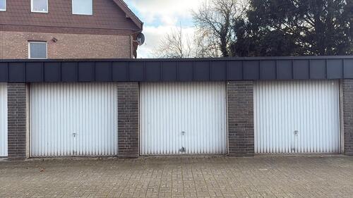 Foto - Ich biete eine Garage an - 70,00&nbsp;EUR Miete,