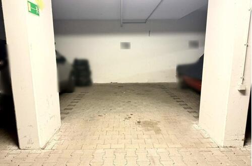 Foto - TG Stellplatz Mannheim Wallstadt Nähe Schwertlilienweg