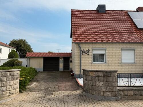 Foto - Haus,Familie,Doppelhaushälfte,ruhige Lage,Heizung,Seenähe,Leipzig