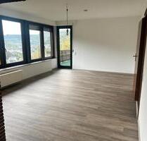 Großzügige Nichtraucherwohnung in ruhiger Lage in Le-Meggen - Lennestadt